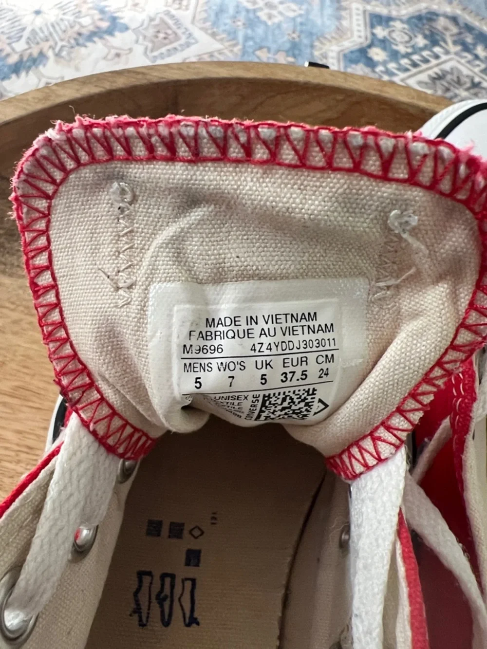 Converse Red Low-Top Canvas Sneakers M5W7 - Picture 4 of 6